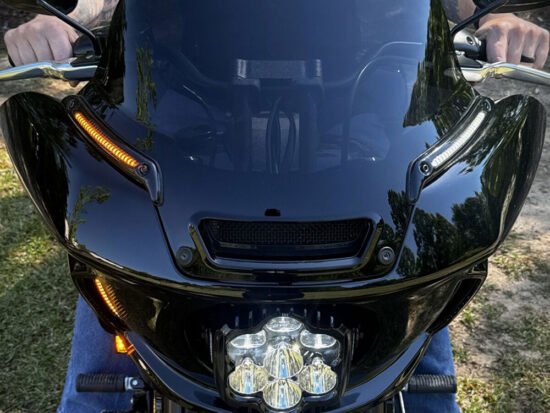 Taverner Motorsports - W/Shield Trim; LED FXLRST'22up - CD-CDLRSTWTB
